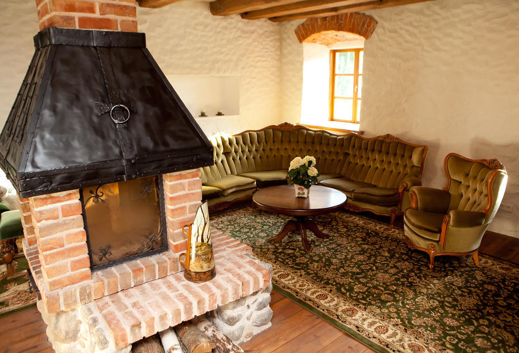 Linnumaja Guesthouse Uulu Quarto foto